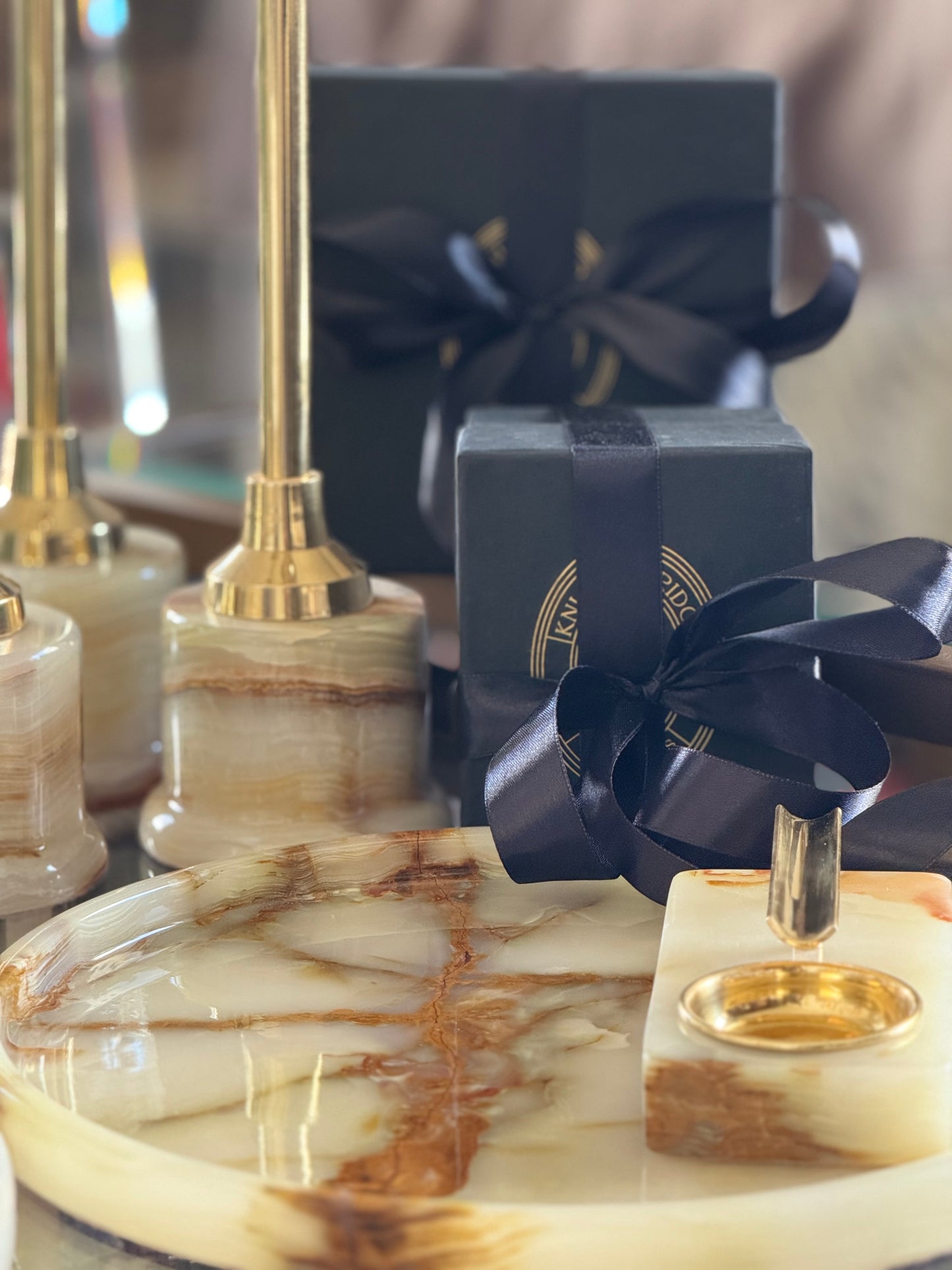 10” Small Onyx Vanity Plate