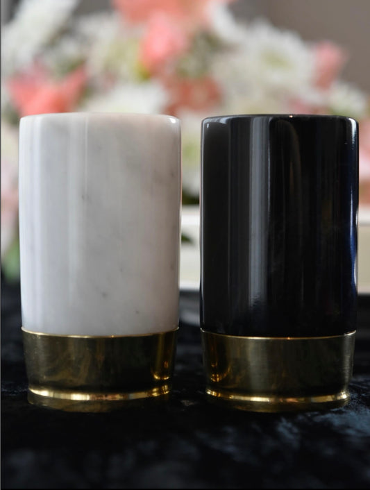 Salt & Pepper Shaker Set