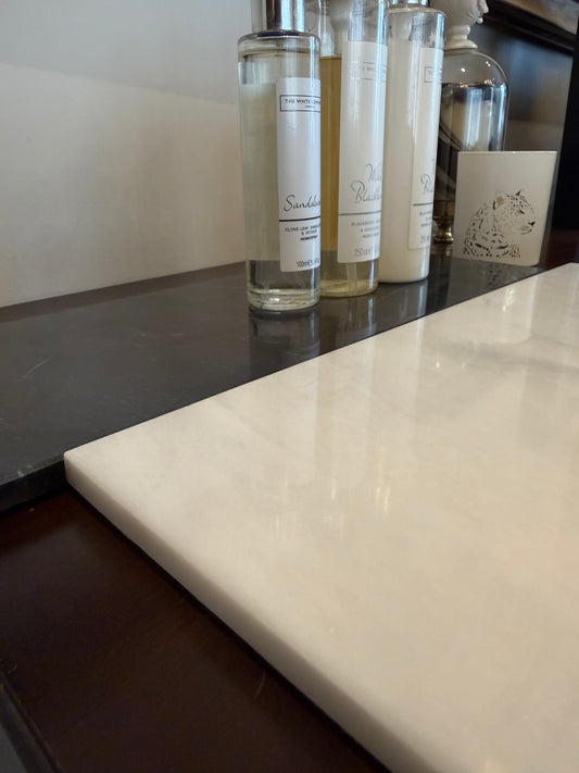 Ziyarat White Cheeseboard/Vanity Tray